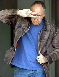 Pete Townshend leaving home May 2003