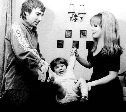 Keith, Mandy and Kim Moon