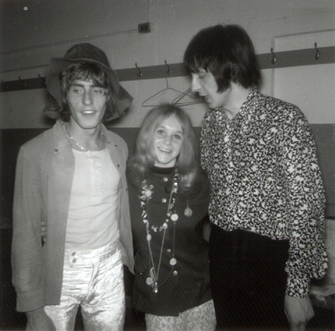 Roger Daltrey and John Entwistle backstage in Kingston