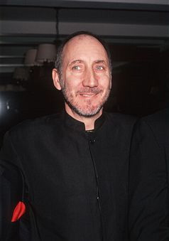 Pete Townshend at Sardi's for award