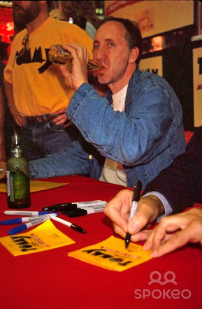 Pete Townshend at Tower Records 1993