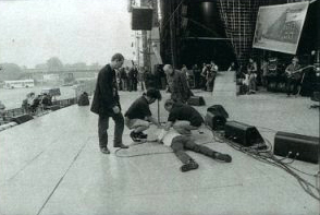 Roger knocked out 1996