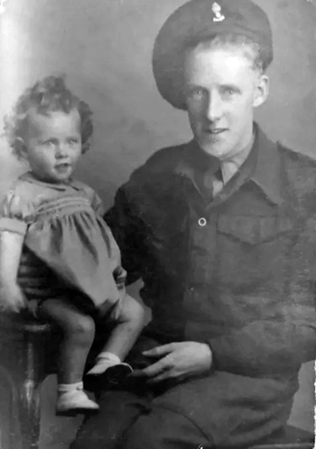 Roger Daltrey, Harry Daltrey 1945